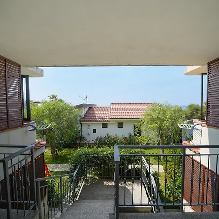 Apartment La Cometa Capo Vaticano