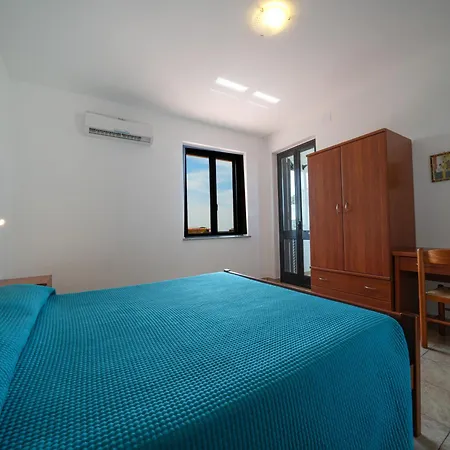 Apartment La Cometa *